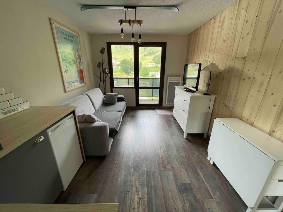 Studio Refait A Neuf Avec Balcon - Famille - Parking Couvert Chamrousse Exteriör bild