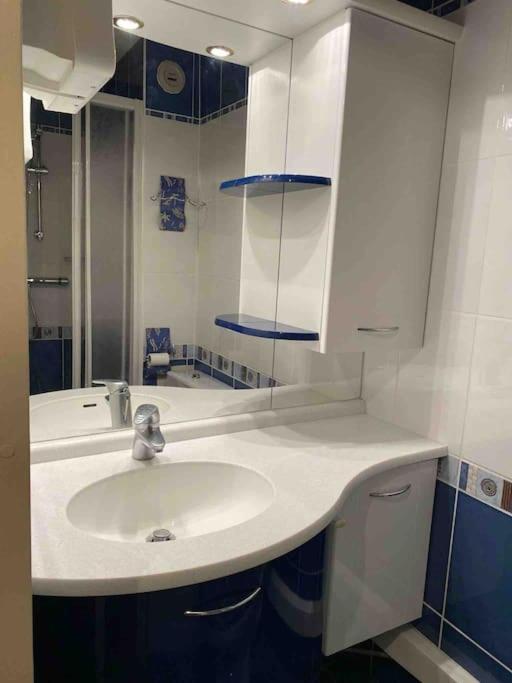 Studio Refait A Neuf Avec Balcon - Famille - Parking Couvert Chamrousse Exteriör bild